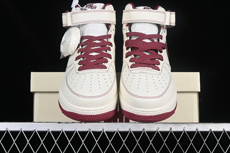 All categories Nk Air Force 1 Air Force series Nk Air Force 1 Mid Air Force mid-top Undefeated x Nk Air Force 1'07 Mid beige white red Air Force 1 mid-top casual sneakers UW2369-015